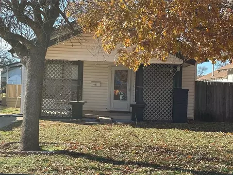 423 N Lowe St, Hobart, OK 73651