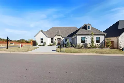 4016 Stone Briar Trl, Edmond, OK 73034