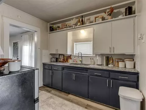 922 E Main St, Norman, OK 73071 photo 8