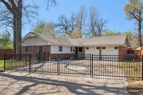 709 Skylark Dr, Oklahoma City, OK 73127