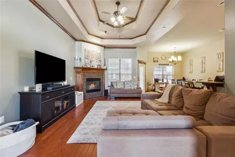 3213 Loren Dr, Moore, OK 73160