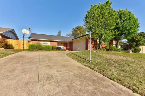 5817 N Meridian Pl, Oklahoma City, OK 73122