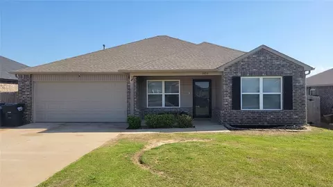 1905 Timber Dale Dr, Shawnee, OK 74804