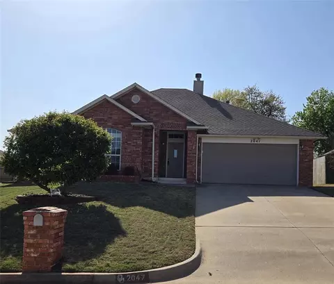 2047 Ridgeview Rd, Midwest City, OK 73130
