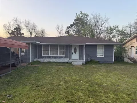 305 E Trice St, Hugo, OK 74743