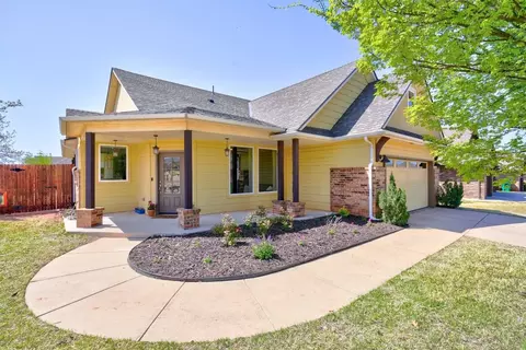 8400 NW 141st Cir, Oklahoma City, OK 73142