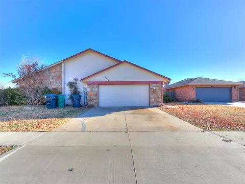 9612 Warringer Ct, Oklahoma City, OK 73162