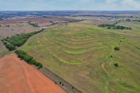 20 Lawter Rd, Weatherford, OK 73096