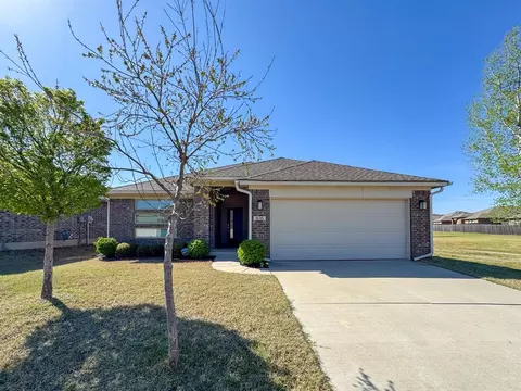 616 Blue Fish Rd, Norman, OK 73069