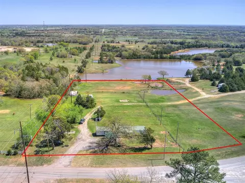 1201 S 13th St, Tecumseh, OK 74873