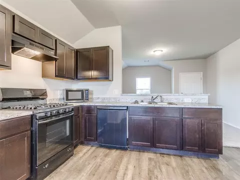 610 Audrey Dr, Tuttle, OK 73089 photo 6