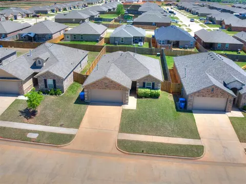 610 Audrey Dr, Tuttle, OK 73089 photo 41