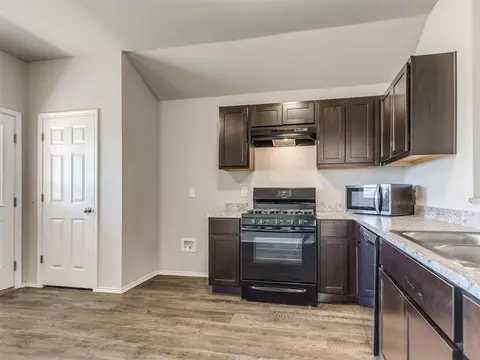 610 Audrey Dr, Tuttle, OK 73089 photo 7