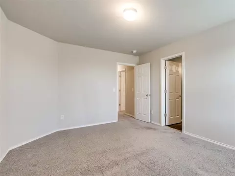 610 Audrey Dr, Tuttle, OK 73089 photo 15