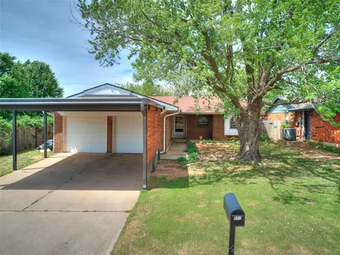 901 Richmond St, Yukon, OK 73099