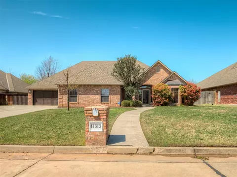 11313 Fountain Blvd, Oklahoma City, OK 73170