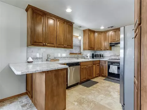 7724 NW 20th St, Bethany, OK 73008 photo 8