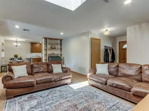 7724 NW 20th St, Bethany, OK 73008 photo 5
