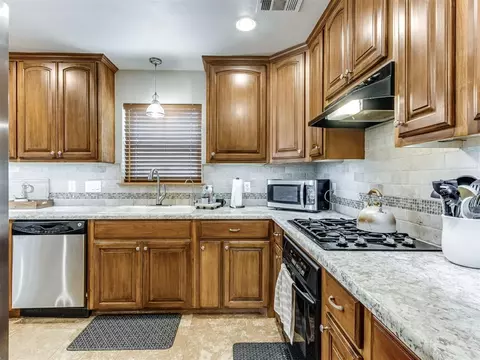 7724 NW 20th St, Bethany, OK 73008 photo 10