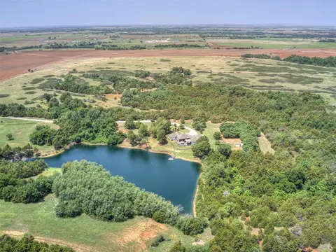 11500 Richland Rd, Yukon, OK 73099