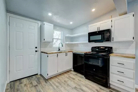 810 E 9th St, Chandler, OK 74834 photo 10