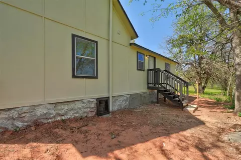 810 E 9th St, Chandler, OK 74834 photo 29