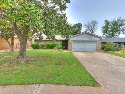 1006 Ridgeway Dr, Yukon, OK 73099