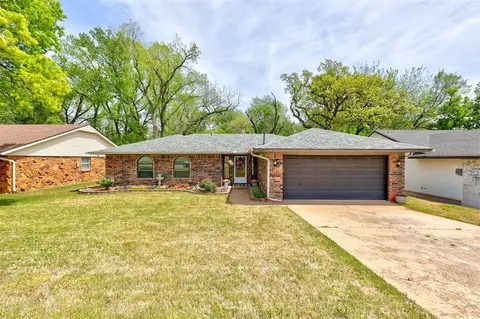 1600 Pine Oak Dr, Edmond, OK 73013