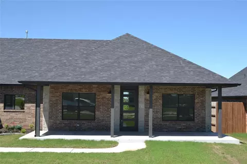 1311 Deer Ridge Run, Tuttle, OK 73089 photo 2