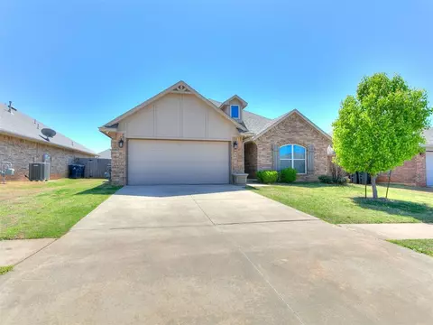 4112 NW 154th St, Edmond, OK 73013