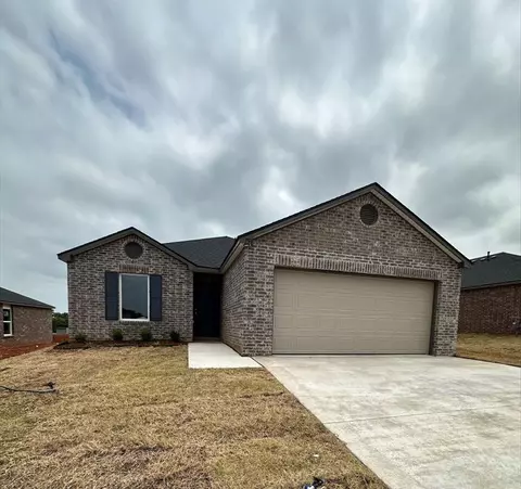 794 SW 11 St, Newcastle, OK 73065