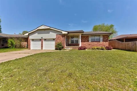 1105 SW 67th Pl, Oklahoma City, OK 73139