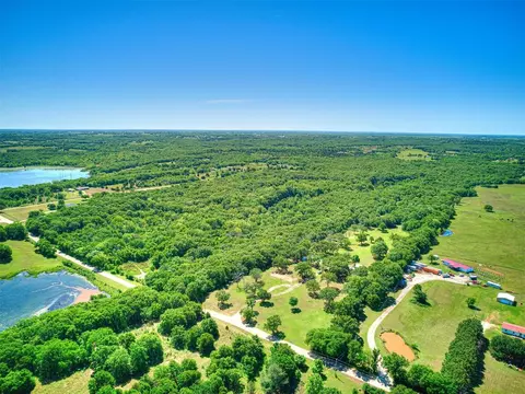 352459 E 1030 Rd, Prague, OK 74864