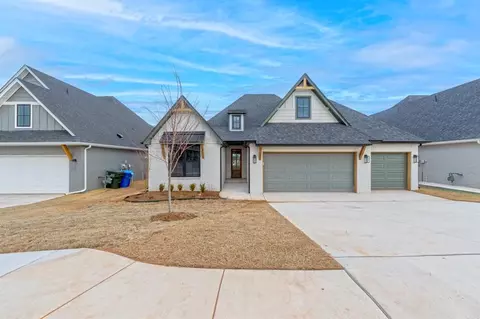 2324 Preserve Edge Dr, Edmond, OK 73034