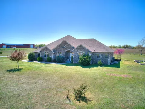 8165 N Hope Ln, Yukon, OK 73099