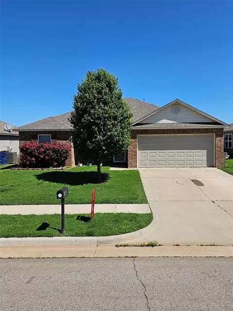 1840 Schooner Rd, El Reno, OK 73036