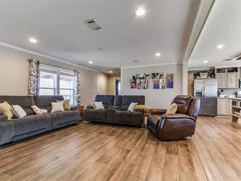 2141 County Road 1237, Tuttle, OK 73089 photo 4