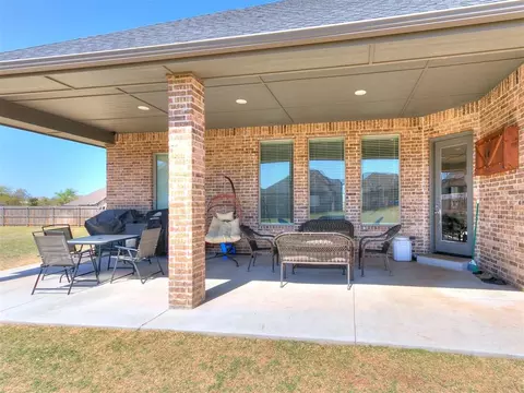 1112 Colonial Ave, Tuttle, OK 73089 photo 44