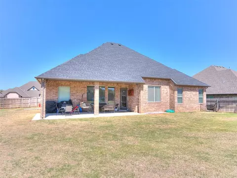 1112 Colonial Ave, Tuttle, OK 73089 photo 45