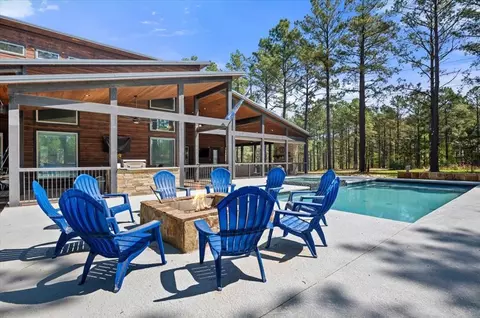 Exterior - 432 Sugar Pine Loop, Broken Bow, OK 74728 photo 5 of 13