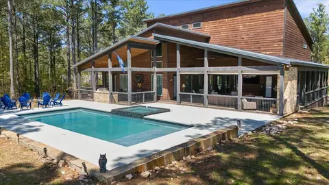 432 Sugar Pine Loop, Broken Bow, OK 74728