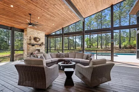 Exterior - 432 Sugar Pine Loop, Broken Bow, OK 74728 photo 2 of 13