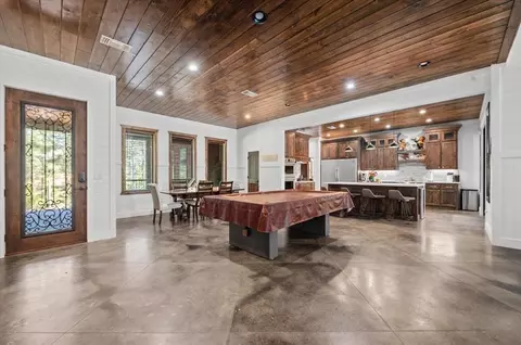 Entry Way - 432 Sugar Pine Loop, Broken Bow, OK 74728 photo 1 of 5