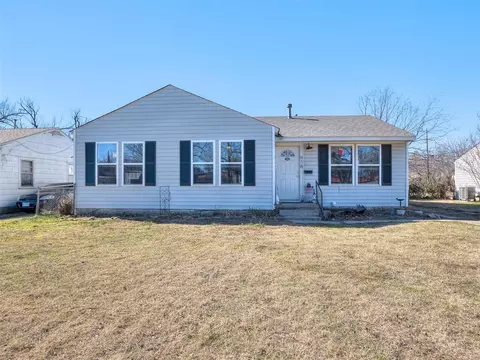618 Rancho Dr, Norman, OK 73071 photo 2