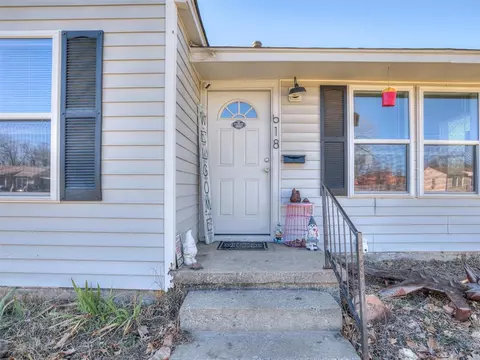 618 Rancho Dr, Norman, OK 73071 photo 4
