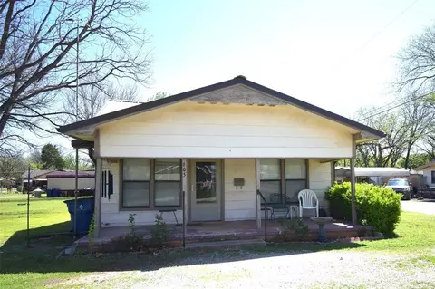 605 SW 6th St, Lindsay, OK 73052