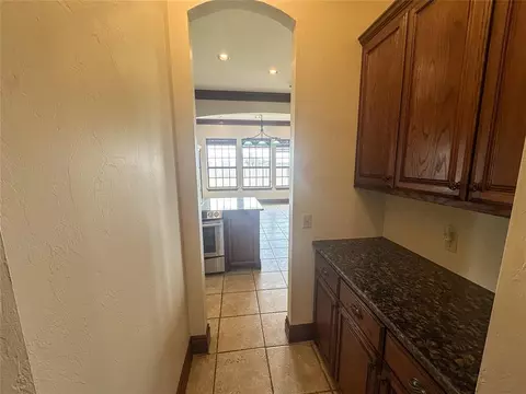 512 Graft St, Thomas, OK 73669 photo 13