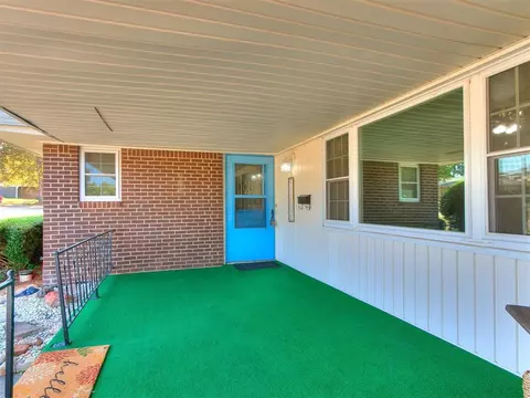 921 Walnut Ct, Guthrie, OK 73044 photo 4