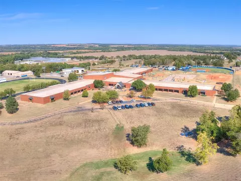 921 Walnut Ct, Guthrie, OK 73044 photo 43