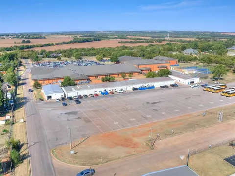 921 Walnut Ct, Guthrie, OK 73044 photo 44